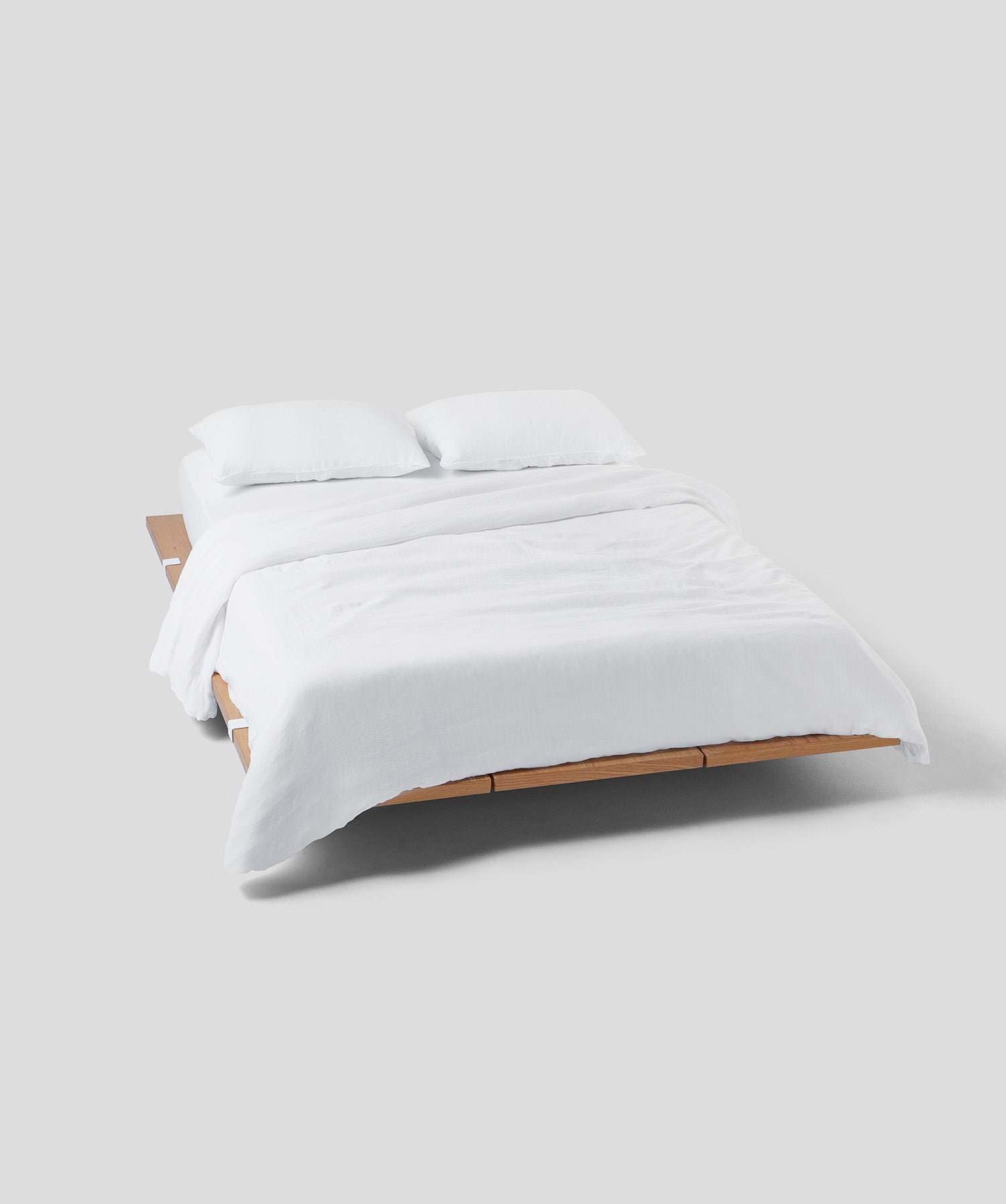 featured,{Color: 'White'}